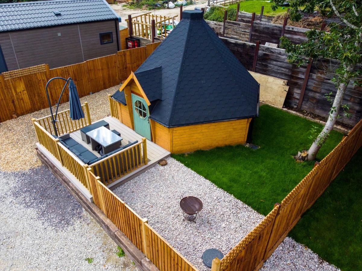 Woods Meadow Luxury Tiny House Nr Diggerland, Kent
